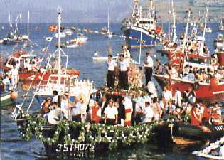 procesión marítima en el Barrio Pesquero de Santander